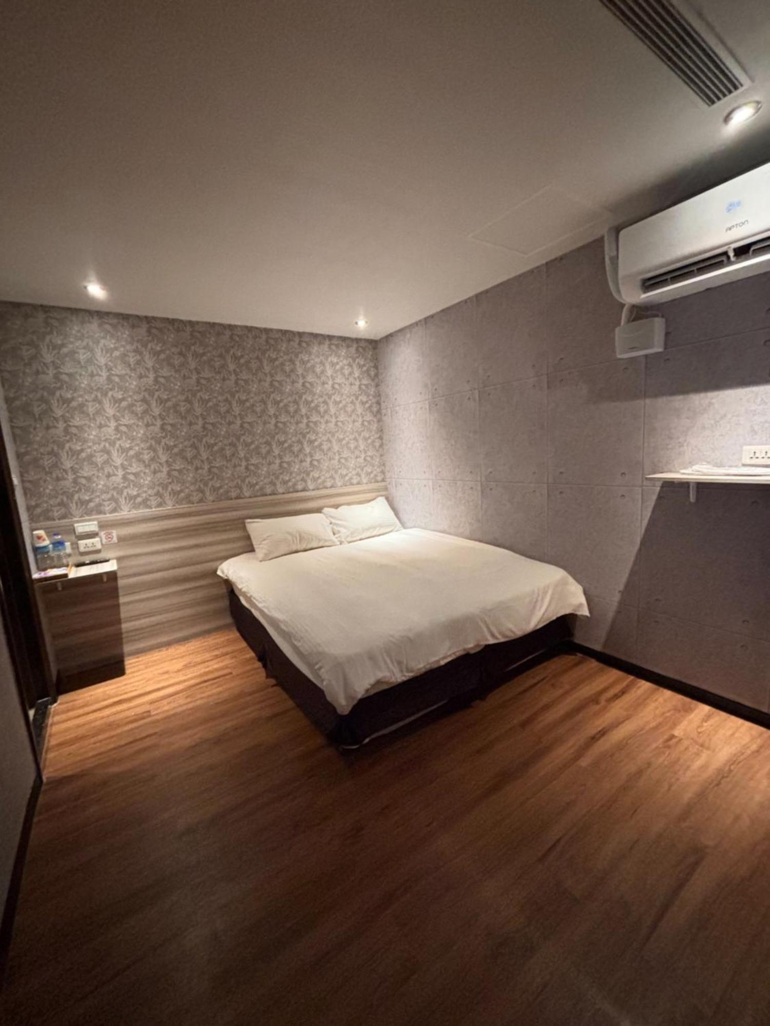 Smile Comma Bed and Breakfast Taipei Eksteriør billede